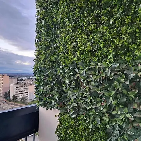 Apartmán A Avec Balcon Et Climatisation 47 M² Nîmes