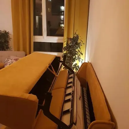 A Avec Balcon Et Climatisation 47 M² * Nîmes